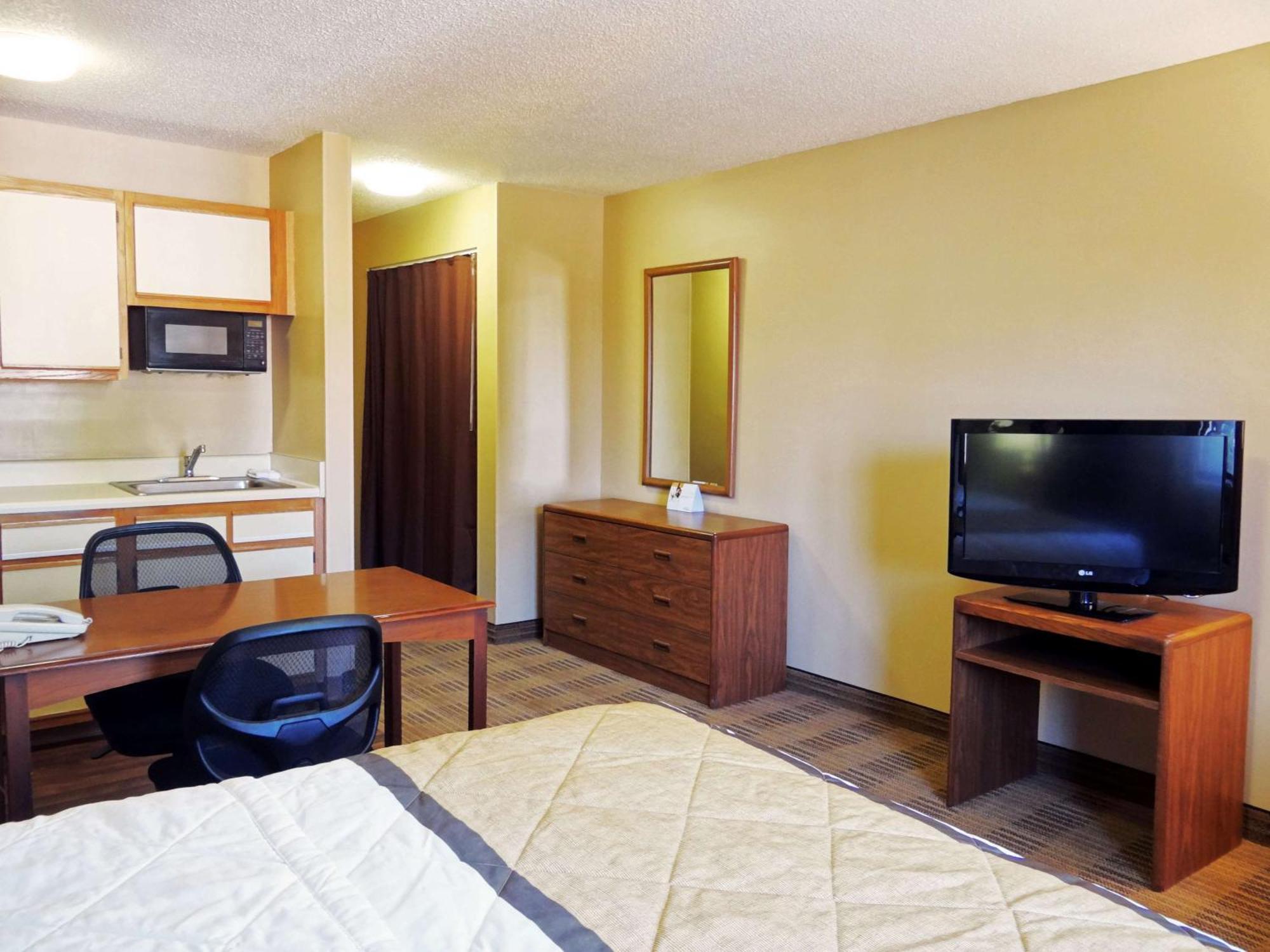 Extended Stay America Suites - Fort Lauderdale - Cypress Creek - Nw 6Th Way Kültér fotó