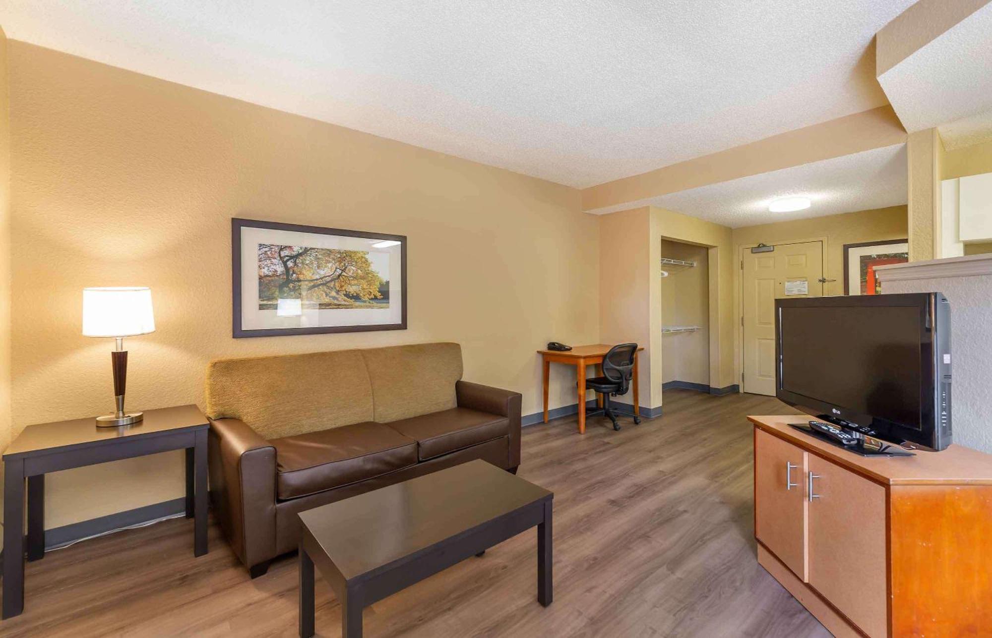 Extended Stay America Suites - Fort Lauderdale - Cypress Creek - Nw 6Th Way Kültér fotó