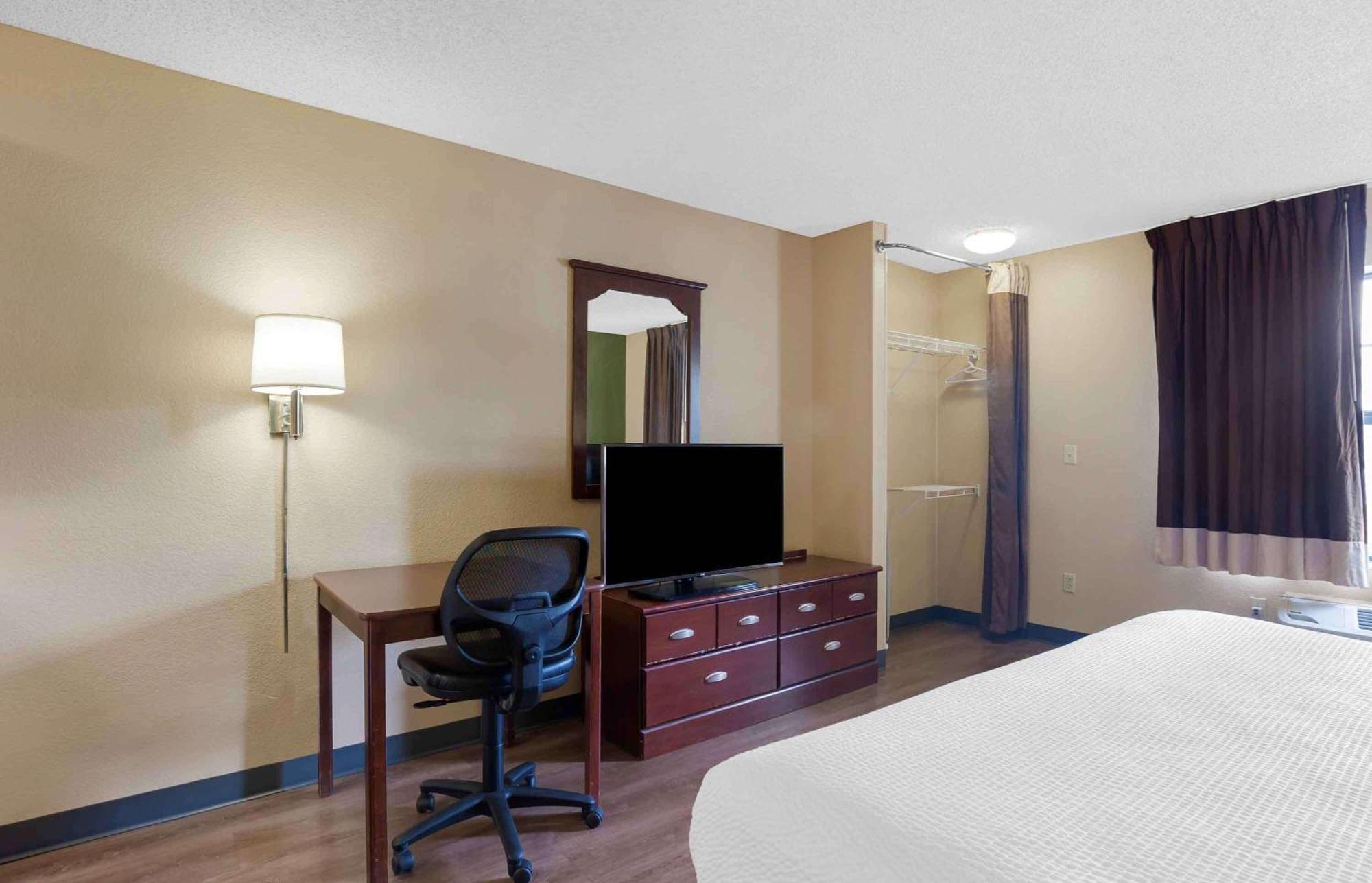 Extended Stay America Suites - Fort Lauderdale - Cypress Creek - Nw 6Th Way Kültér fotó